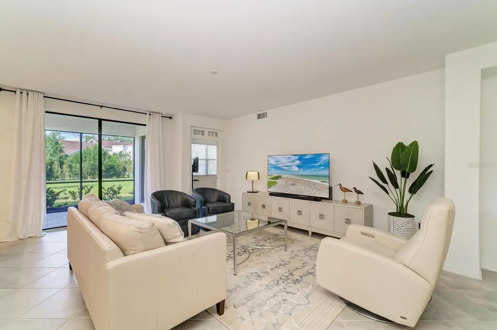5687 N Honore Avenue Sarasota FL 34243
