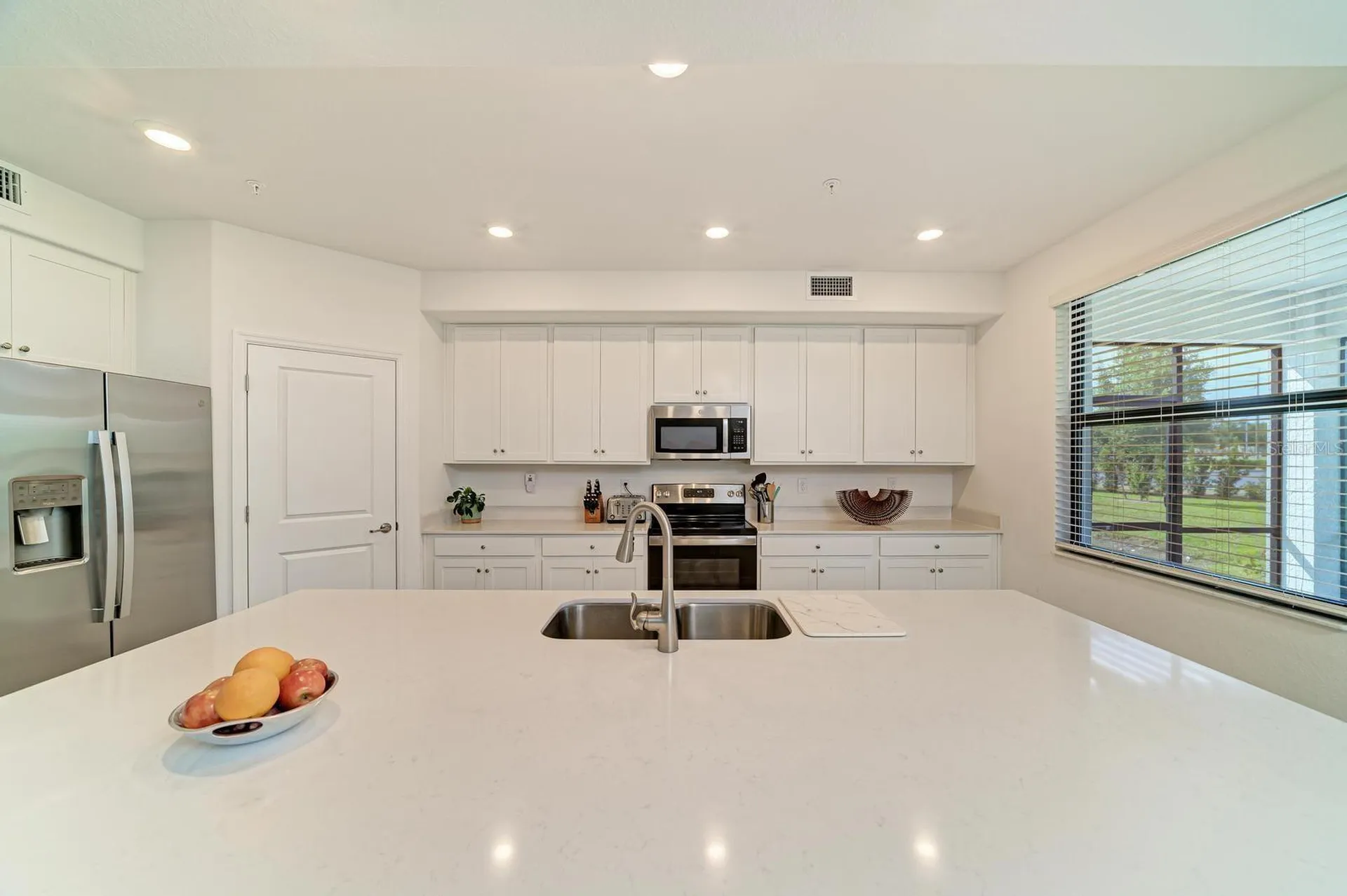 5687 N Honore Avenue Sarasota FL 34243