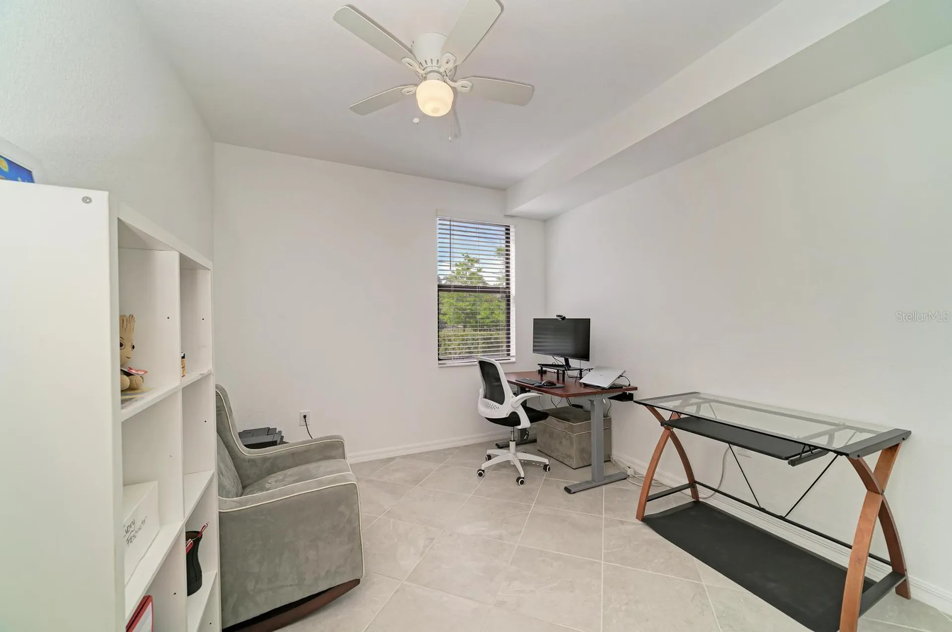 5687 N Honore Avenue Sarasota FL 34243