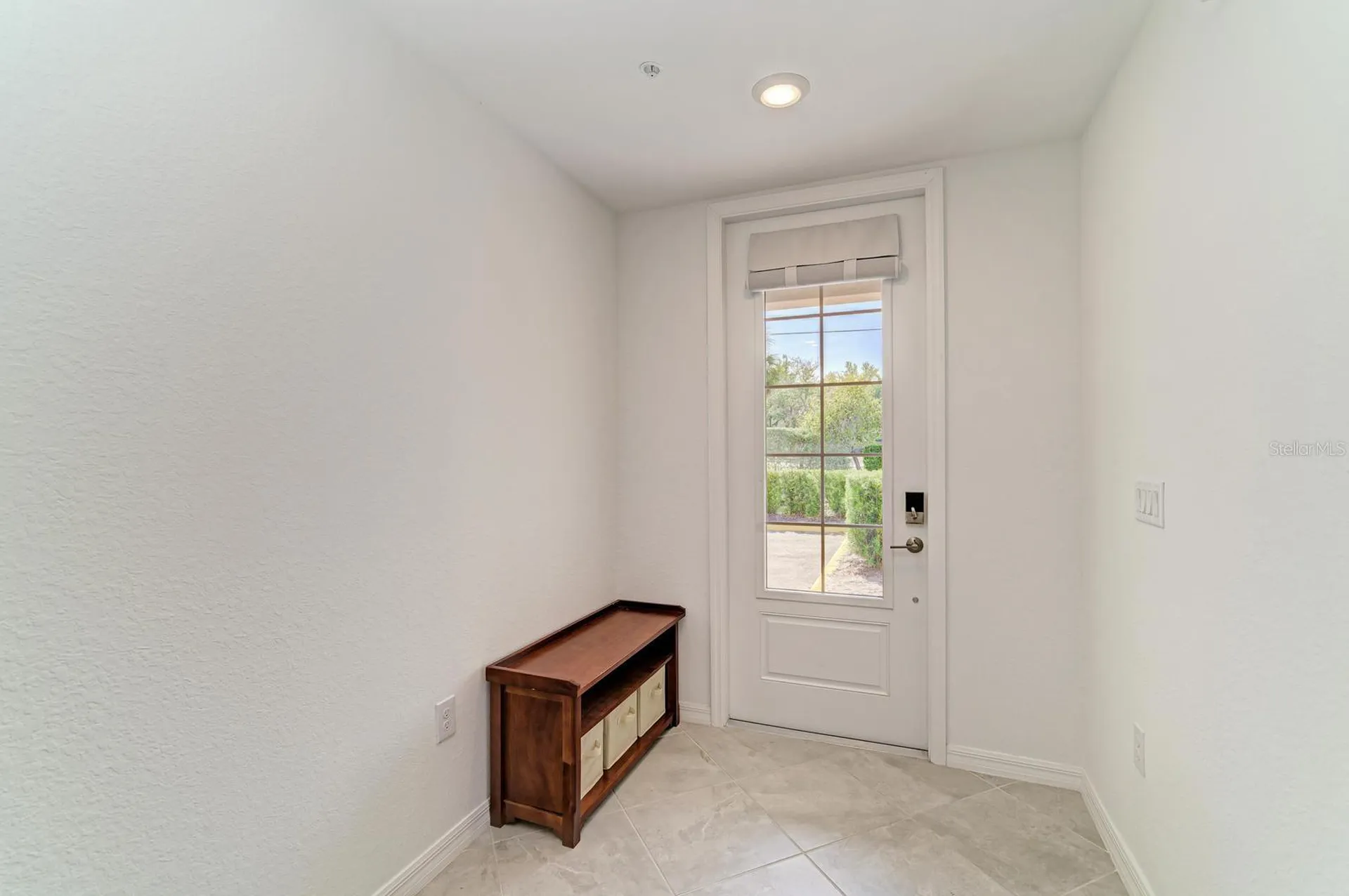 5687 N Honore Avenue Sarasota FL 34243