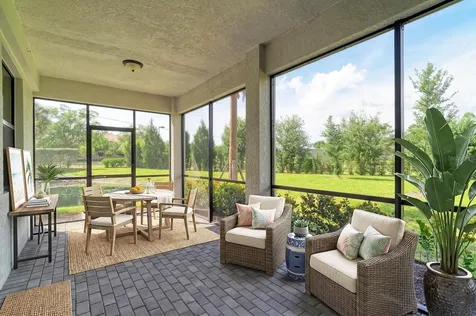 5687 N Honore Avenue Sarasota FL 34243