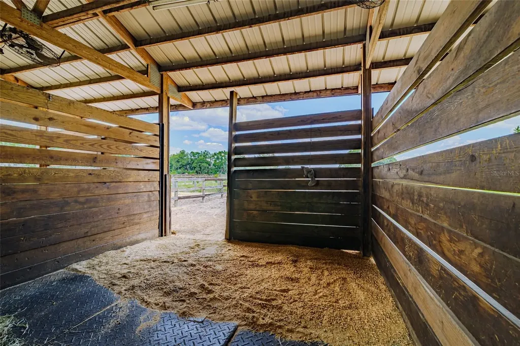 1155 E Highway 316 Citra FL 32113