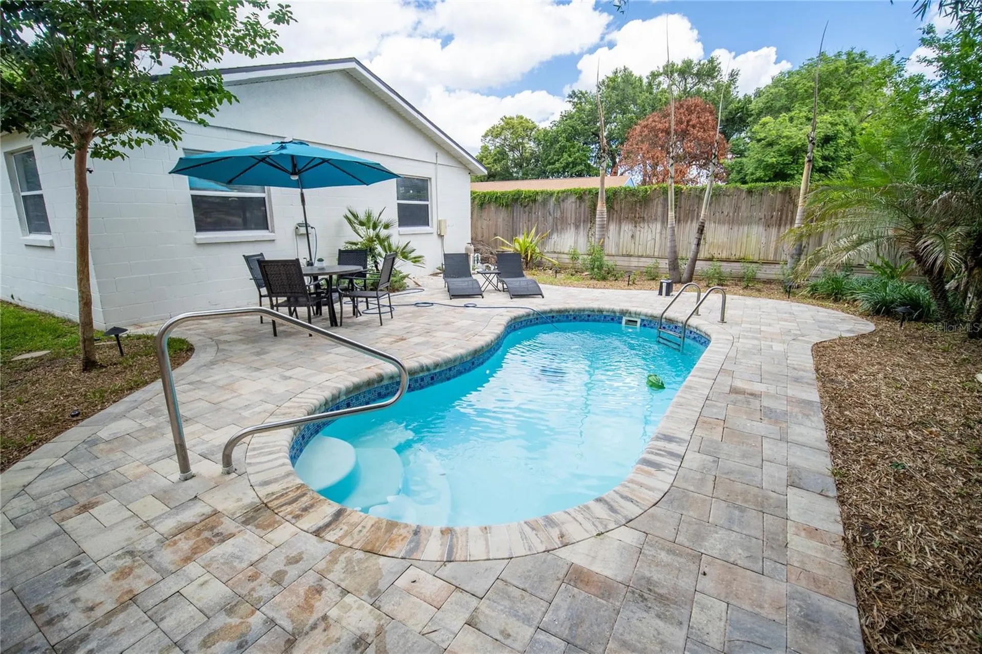 2429 S Brown Avenue Orlando FL 32806