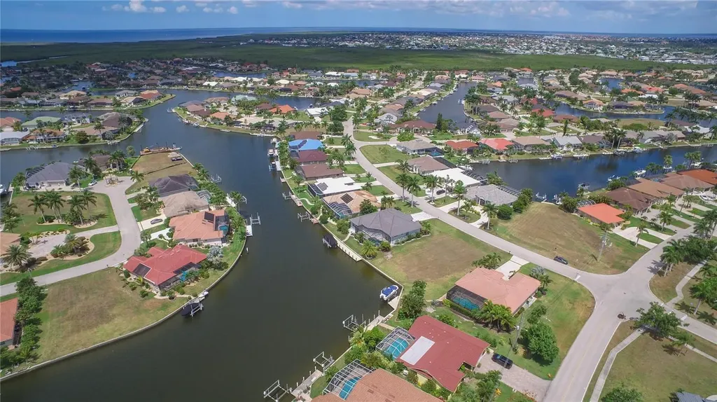 507 Madrid Boulevard Punta Gorda FL 33950