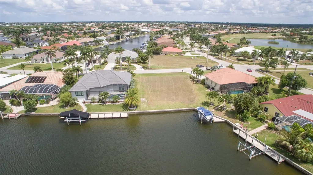 507 Madrid Boulevard Punta Gorda FL 33950