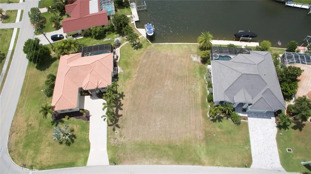 507 Madrid Boulevard Punta Gorda FL 33950