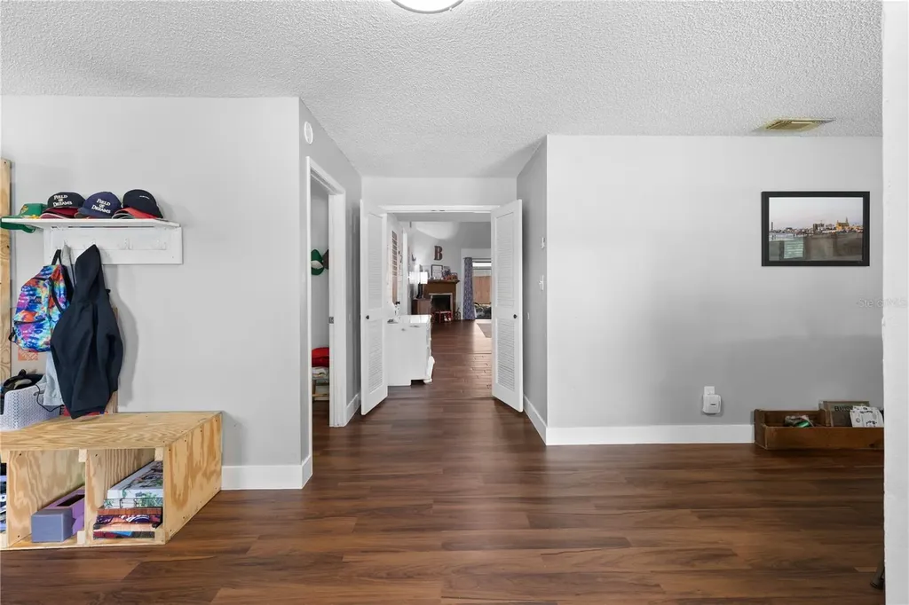 1062 Mckinnon Avenue Oviedo FL 32765