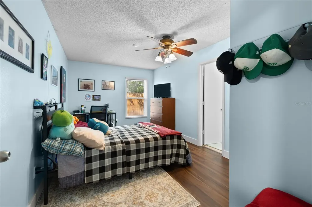 1062 Mckinnon Avenue Oviedo FL 32765