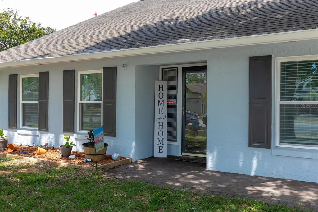 1062 Mckinnon Avenue Oviedo FL 32765