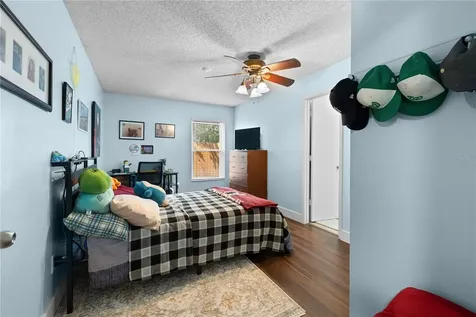 1062 Mckinnon Avenue Oviedo FL 32765