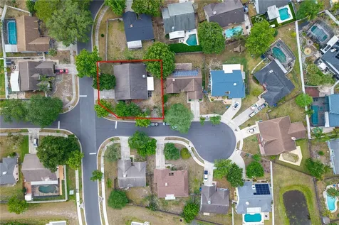 1062 Mckinnon Avenue Oviedo FL 32765