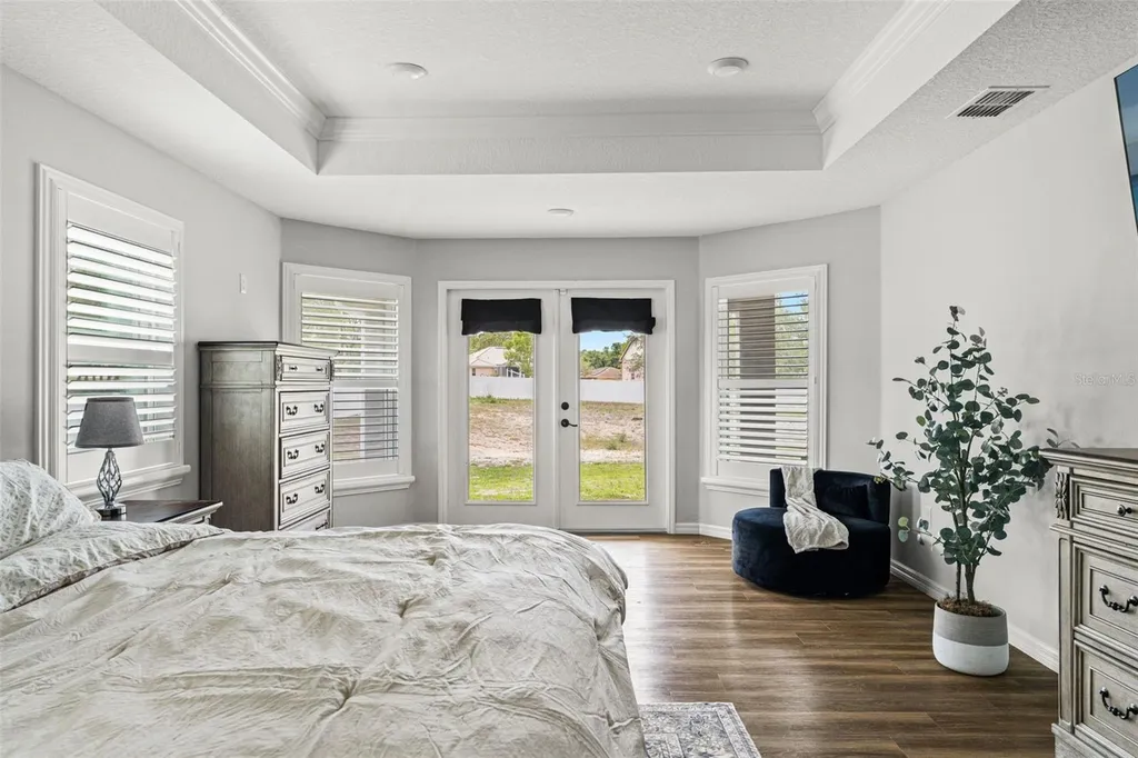 7416 Bahama Swallow Avenue Weeki Wachee FL 34613