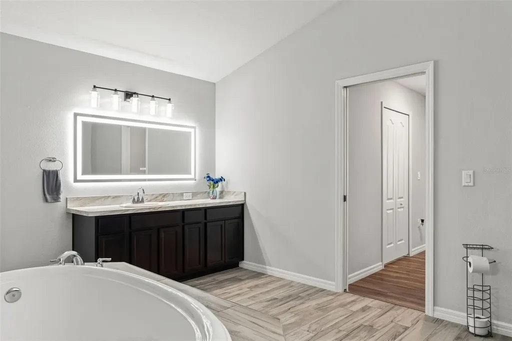 7416 Bahama Swallow Avenue Weeki Wachee FL 34613