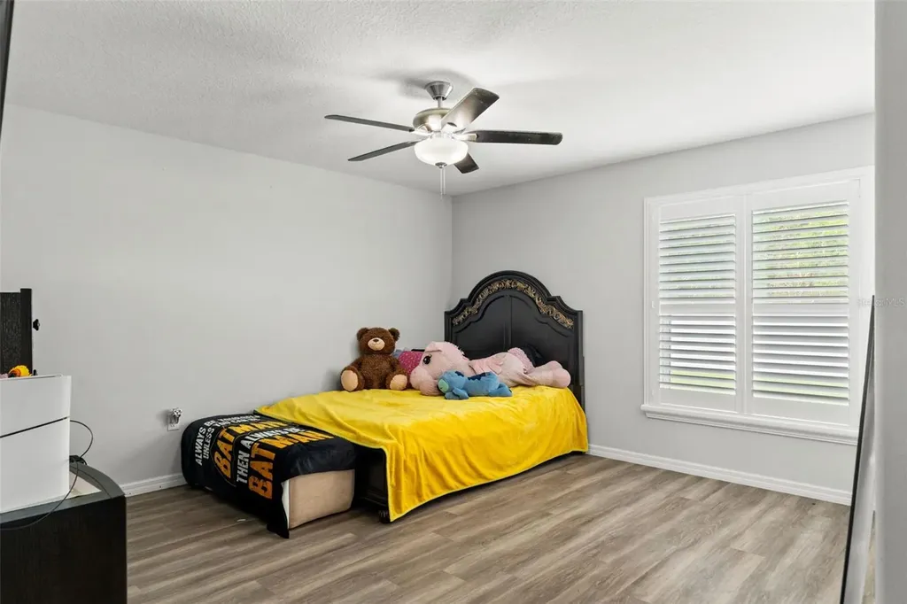 7416 Bahama Swallow Avenue Weeki Wachee FL 34613