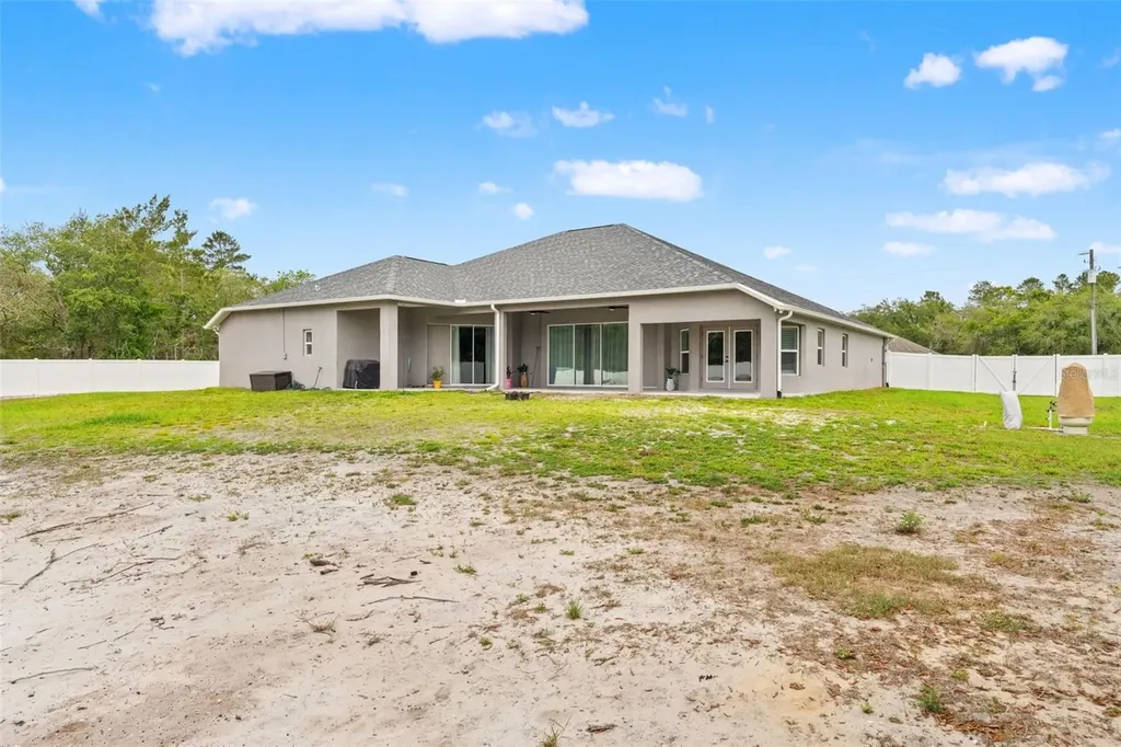 7416 Bahama Swallow Avenue Weeki Wachee FL 34613