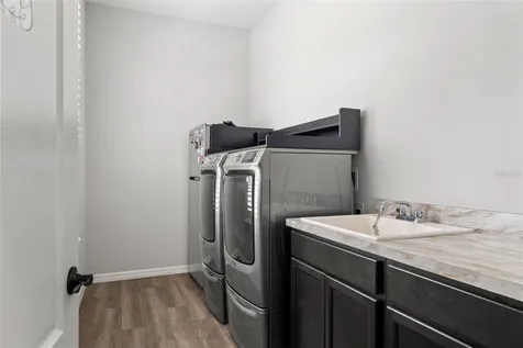 7416 Bahama Swallow Avenue Weeki Wachee FL 34613