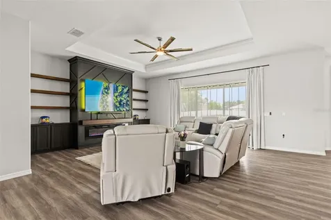 7416 Bahama Swallow Avenue Weeki Wachee FL 34613