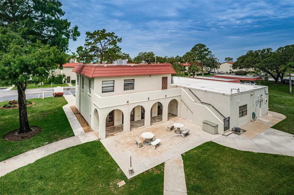 2700 Bayshore Boulevard Dunedin FL 34698