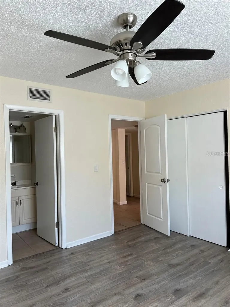 2176 Winchester Road N St Petersburg FL 33710