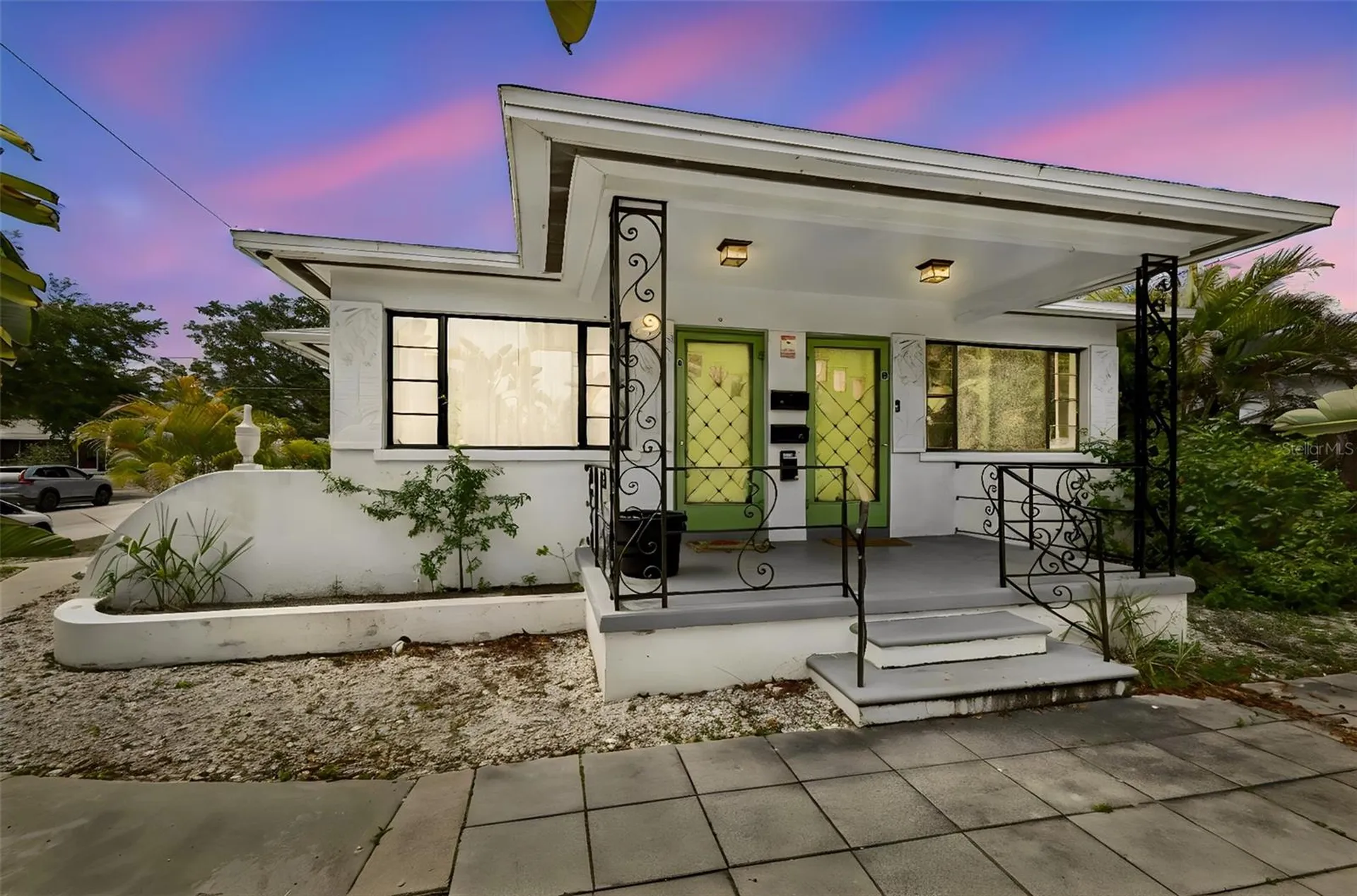 1500 30th Avenue N St Petersburg FL 33704