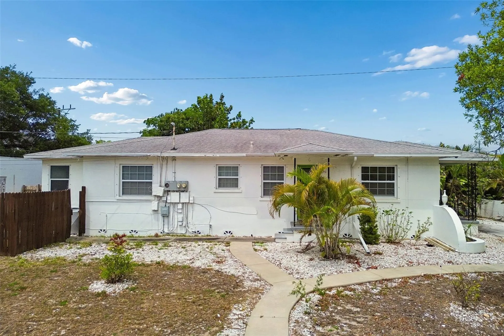 1500 30th Avenue N St Petersburg FL 33704