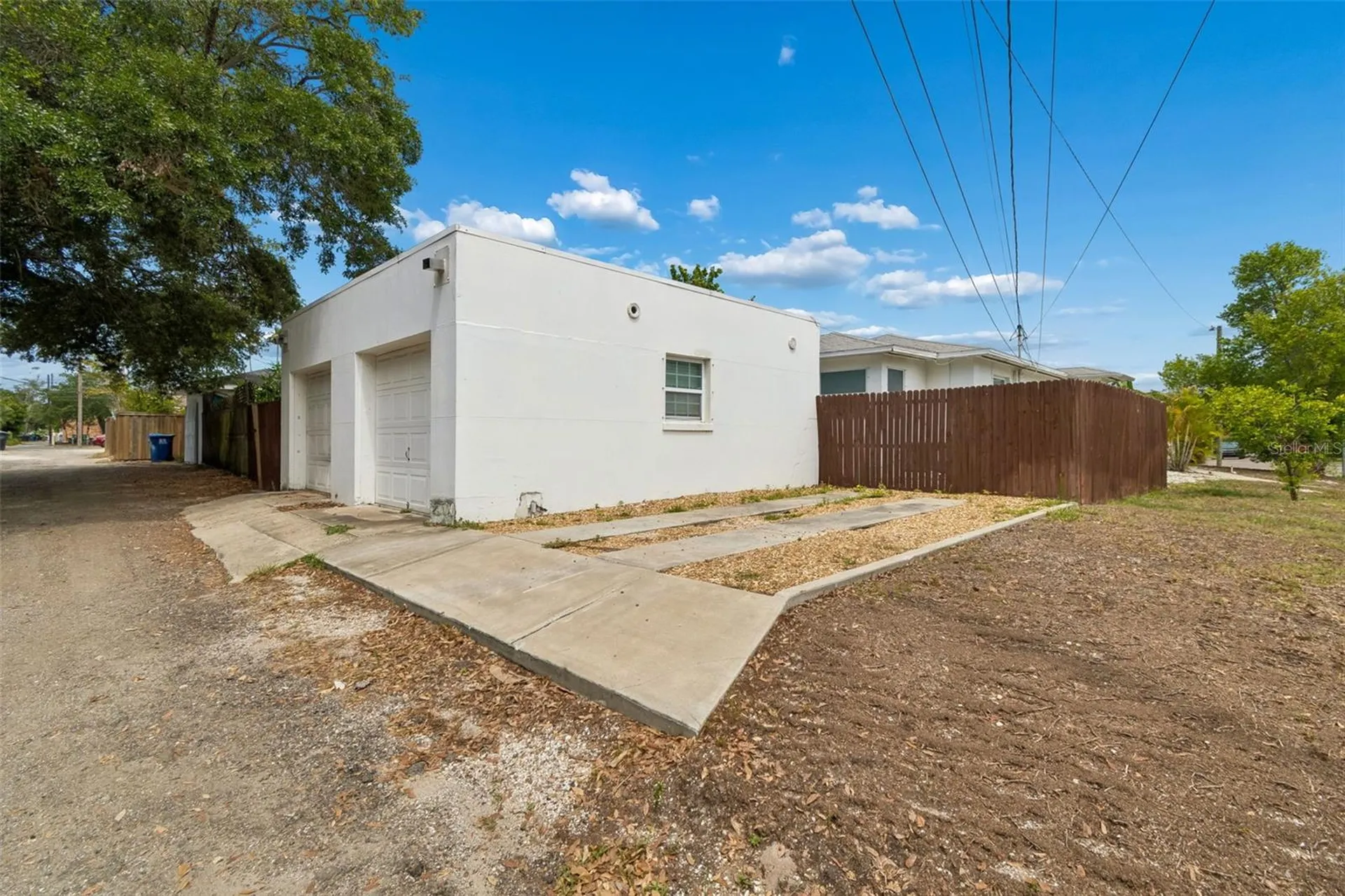 1500 30th Avenue N St Petersburg FL 33704