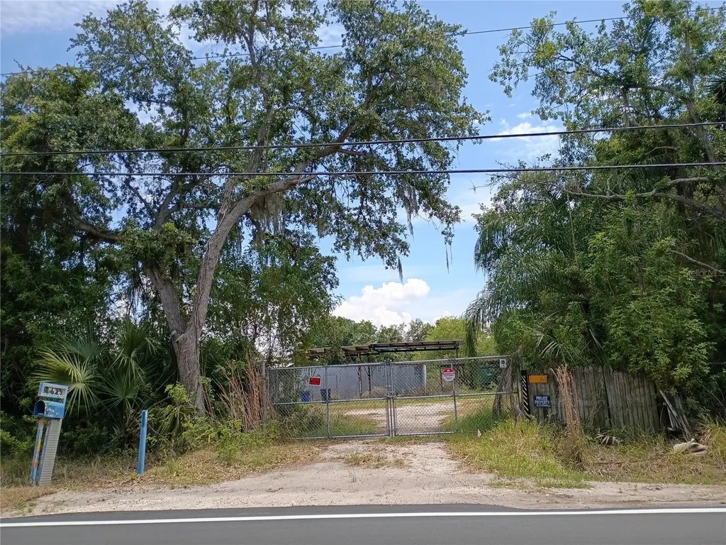 8615 Nundy Avenue Gibsonton FL 33534