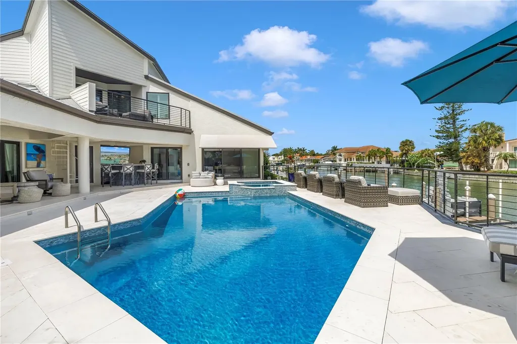 4931 61st Avenue S St Petersburg FL 33715