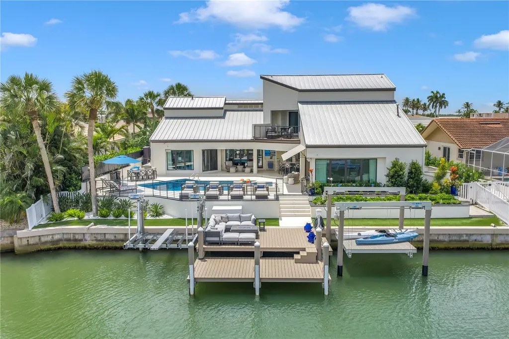 4931 61st Avenue S St Petersburg FL 33715