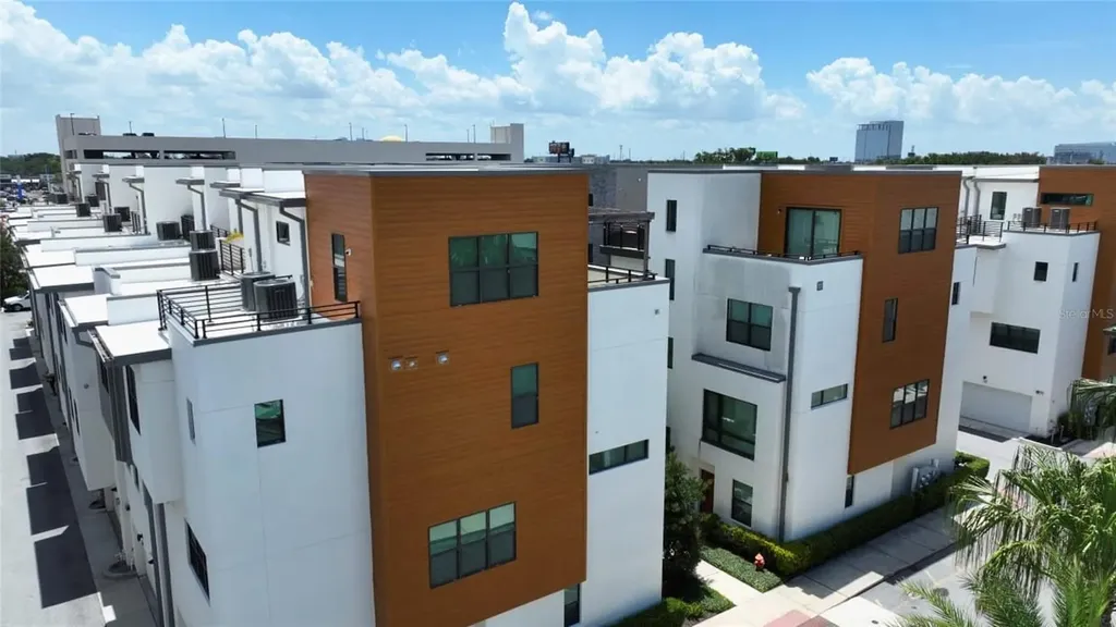 2511 N Grady Avenue Tampa FL 33607