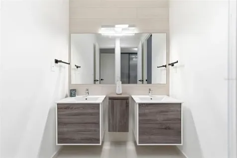 Urb Las Casonas Aranda Guaynabo PR 00966