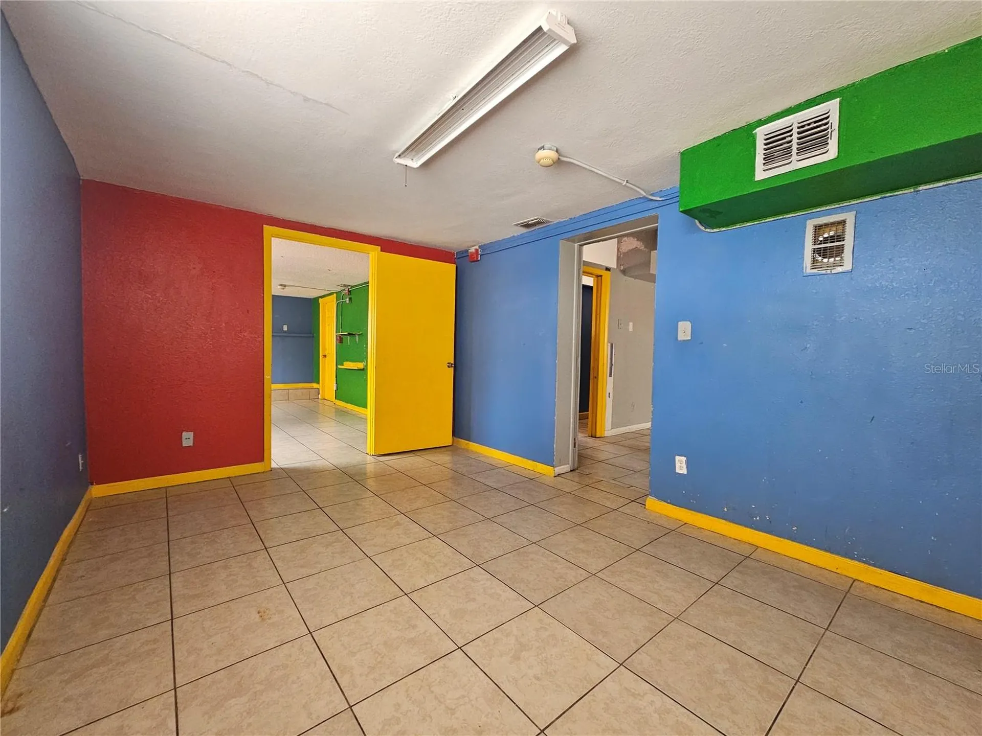 1434 N Pine Hills Orlando FL 32808