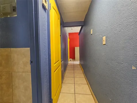 1434 N Pine Hills Orlando FL 32808