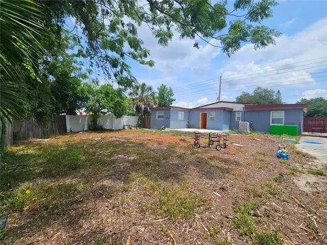 1434 N Pine Hills Orlando FL 32808