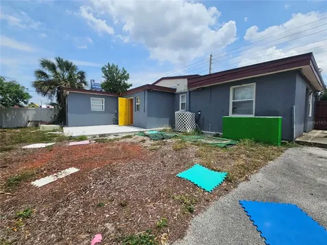 1434 N Pine Hills Orlando FL 32808