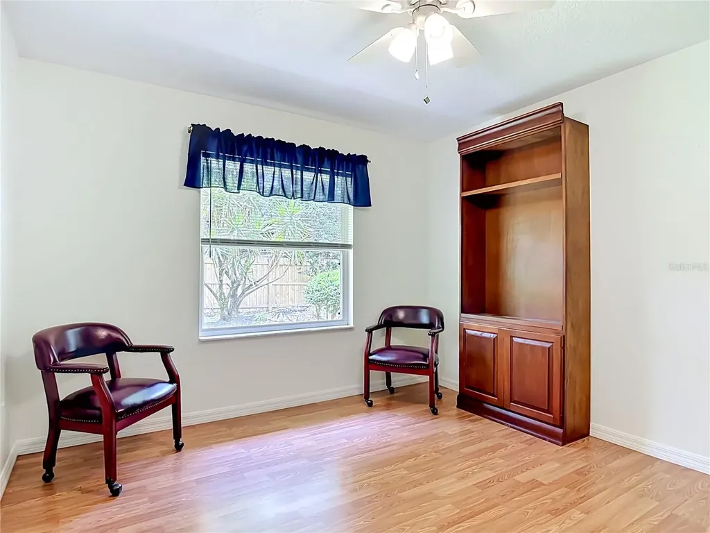 405 Secluded Oaks Trail Deland FL 32724