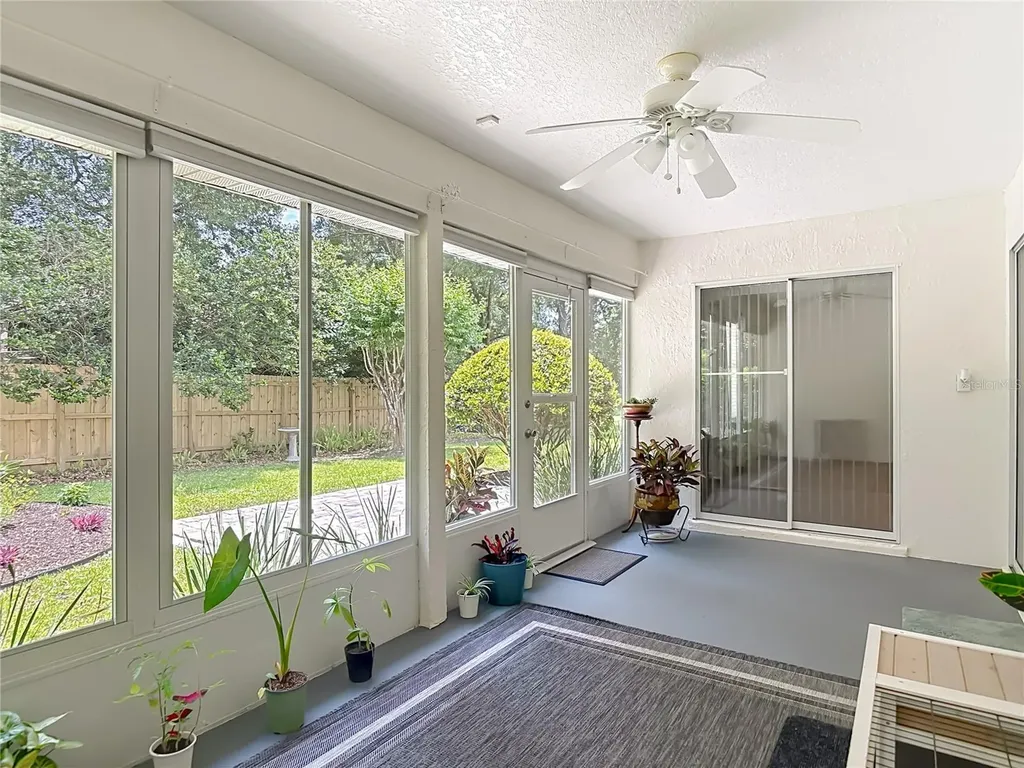 405 Secluded Oaks Trail Deland FL 32724