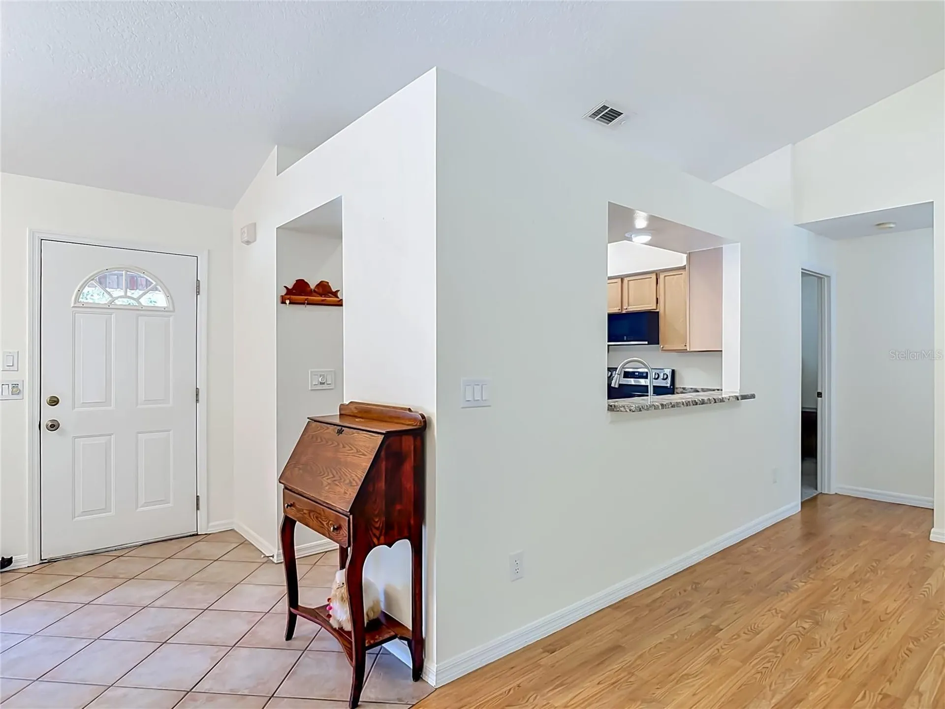 405 Secluded Oaks Trail Deland FL 32724