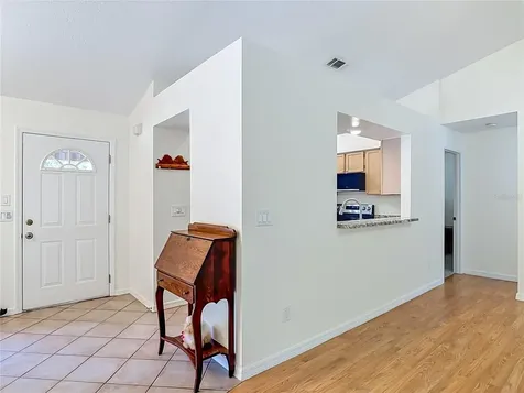 405 Secluded Oaks Trail Deland FL 32724