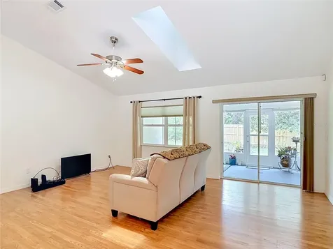 405 Secluded Oaks Trail Deland FL 32724