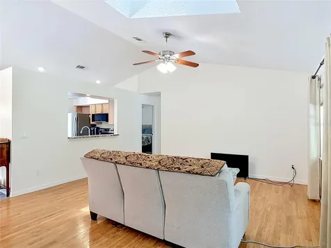 405 Secluded Oaks Trail Deland FL 32724