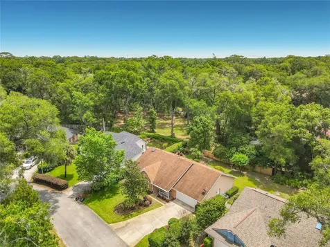 405 Secluded Oaks Trail Deland FL 32724