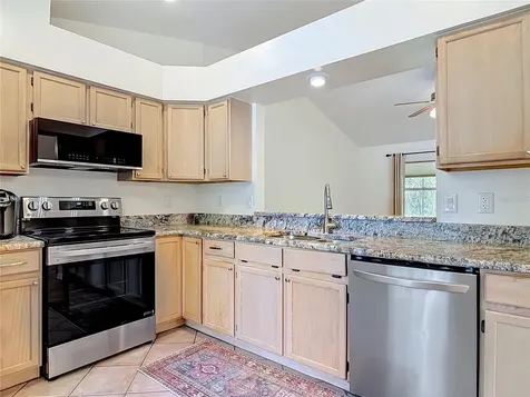 405 Secluded Oaks Trail Deland FL 32724