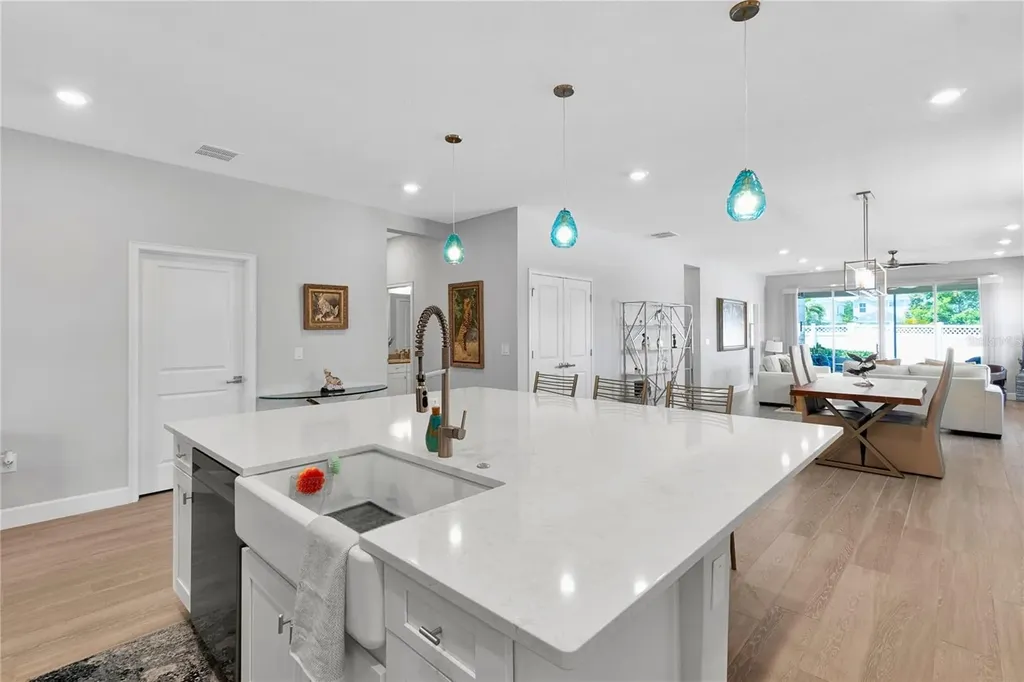 5344 Wishing Arch Drive Apollo Beach FL 33572