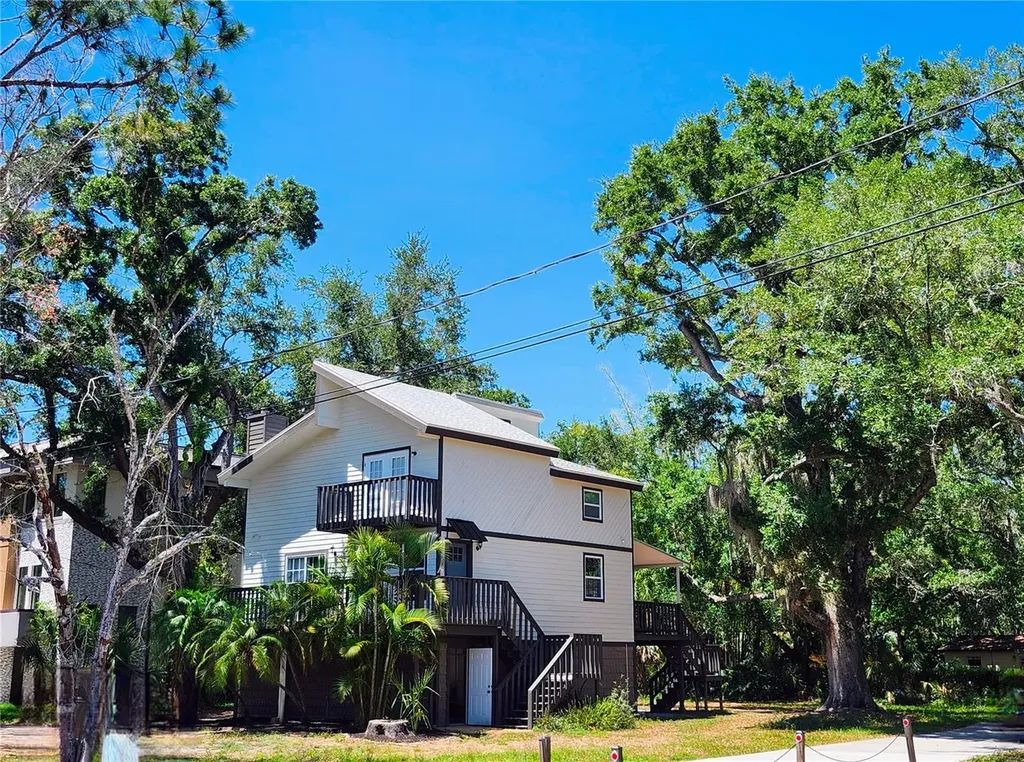 3071 Huron Avenue Oldsmar FL 34677