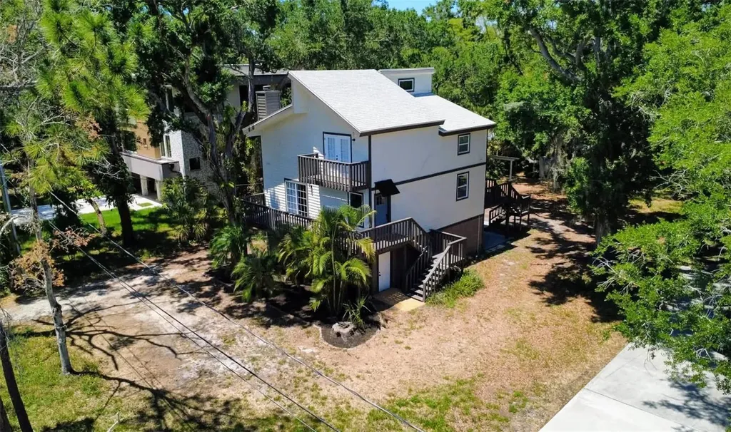 3071 Huron Avenue Oldsmar FL 34677