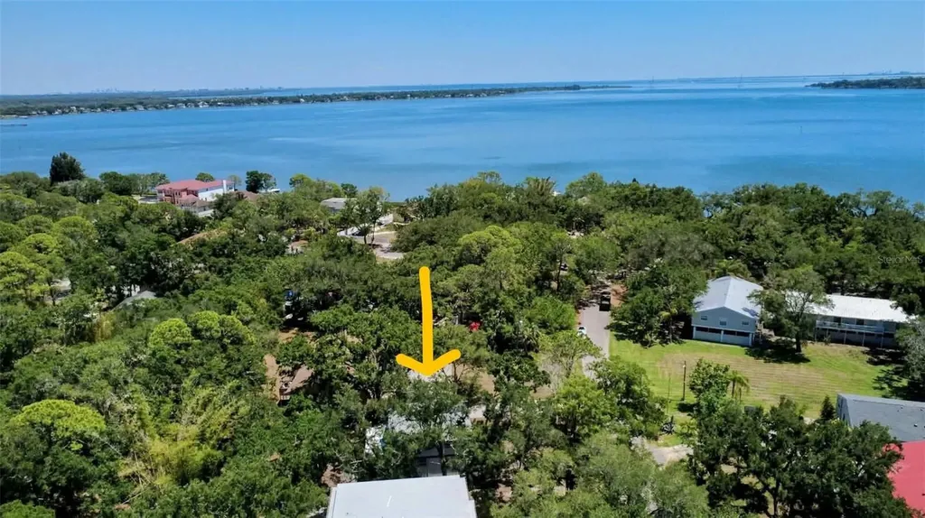 3071 Huron Avenue Oldsmar FL 34677