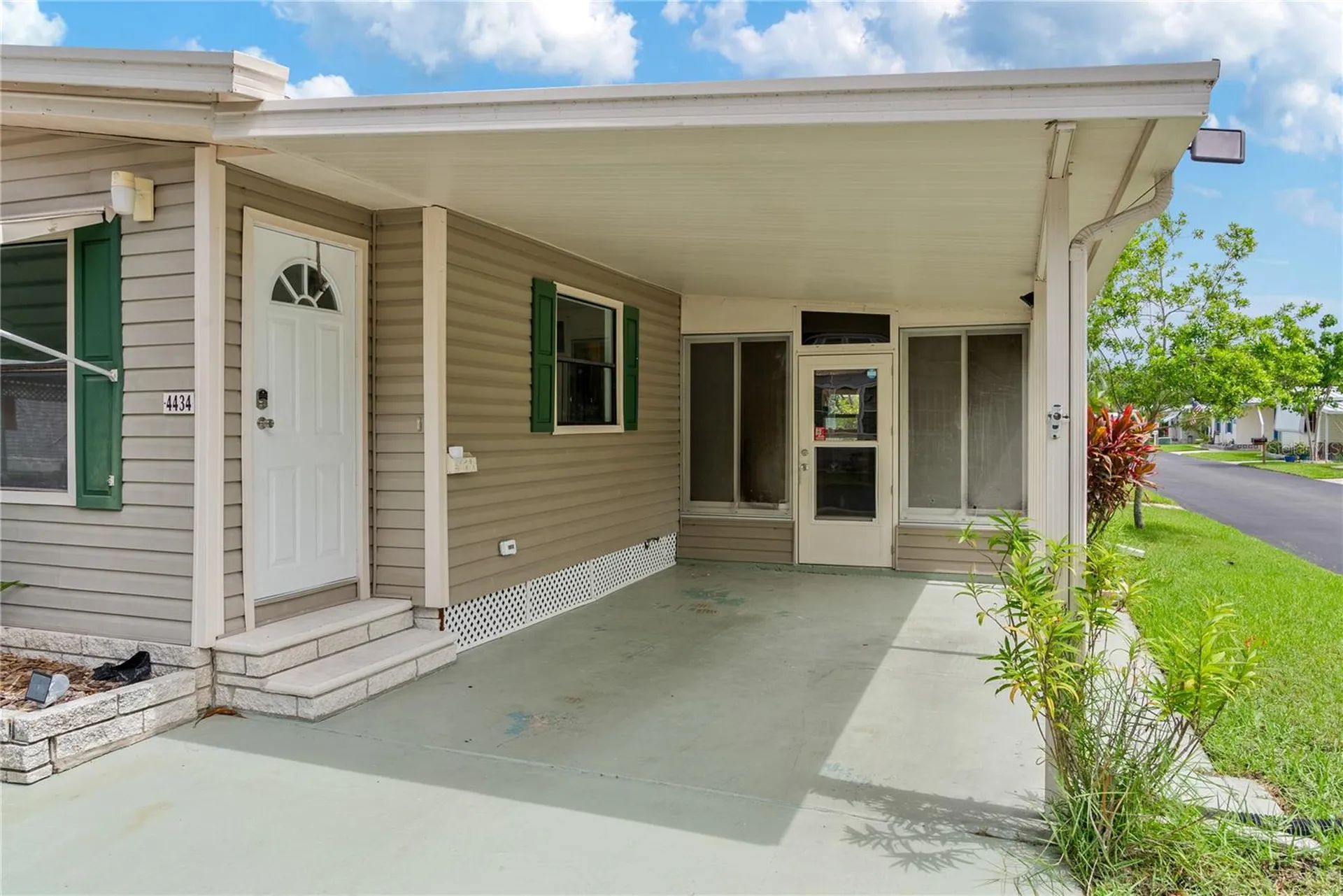 4434 Tucker Square New Port Richey FL 34652