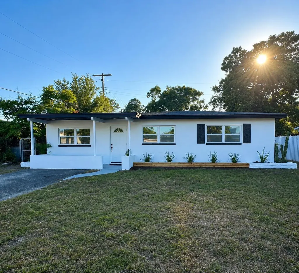 2148 Catalina Drive N Clearwater FL 33763