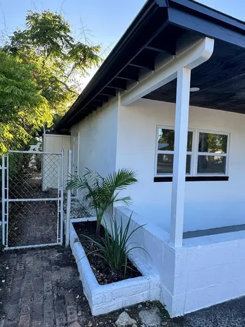 2148 Catalina Drive N Clearwater FL 33763